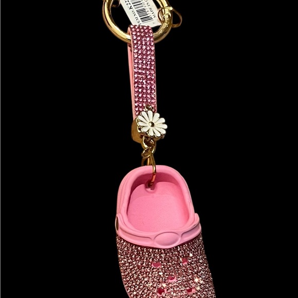 Crock keychain sandel hot pink NWT - Picture 4 of 5